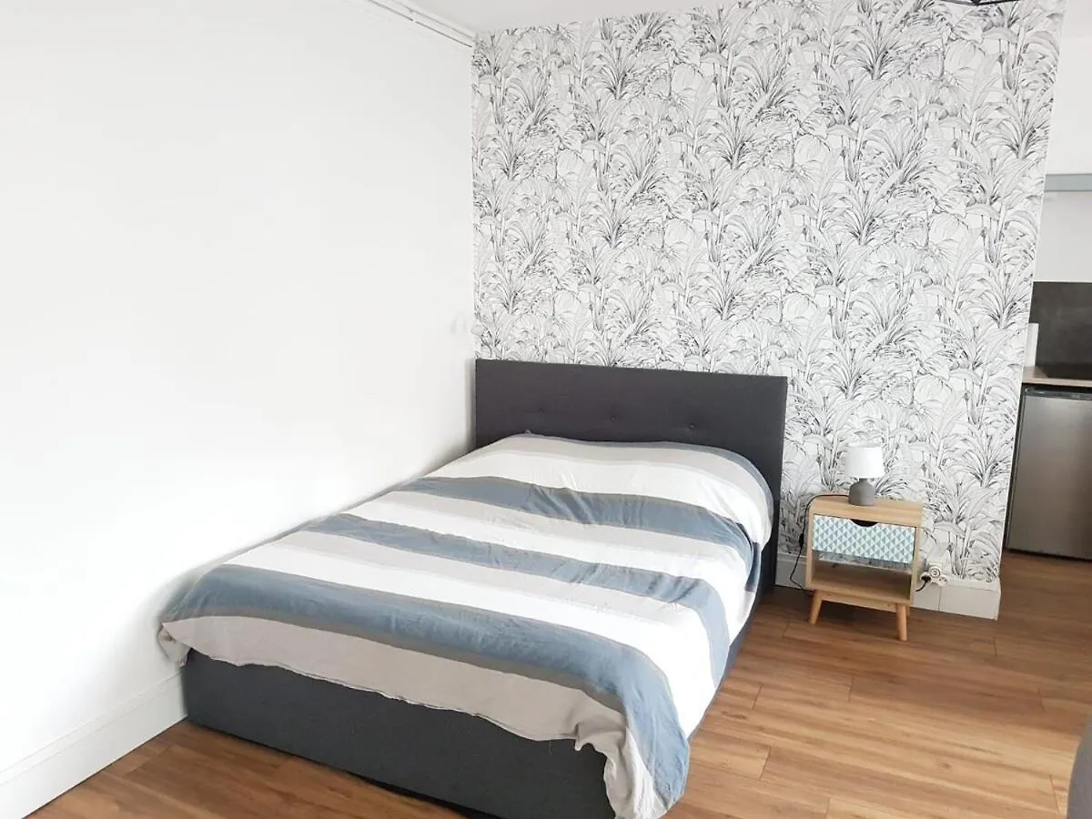 Apartment Studio De 30M2 En Plein Centre Ville De Lorient France